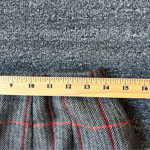 Harve Benard Sport Vintage Plaid Skirt size 8 Fringe gray and red stripes - Picture 8 of 8